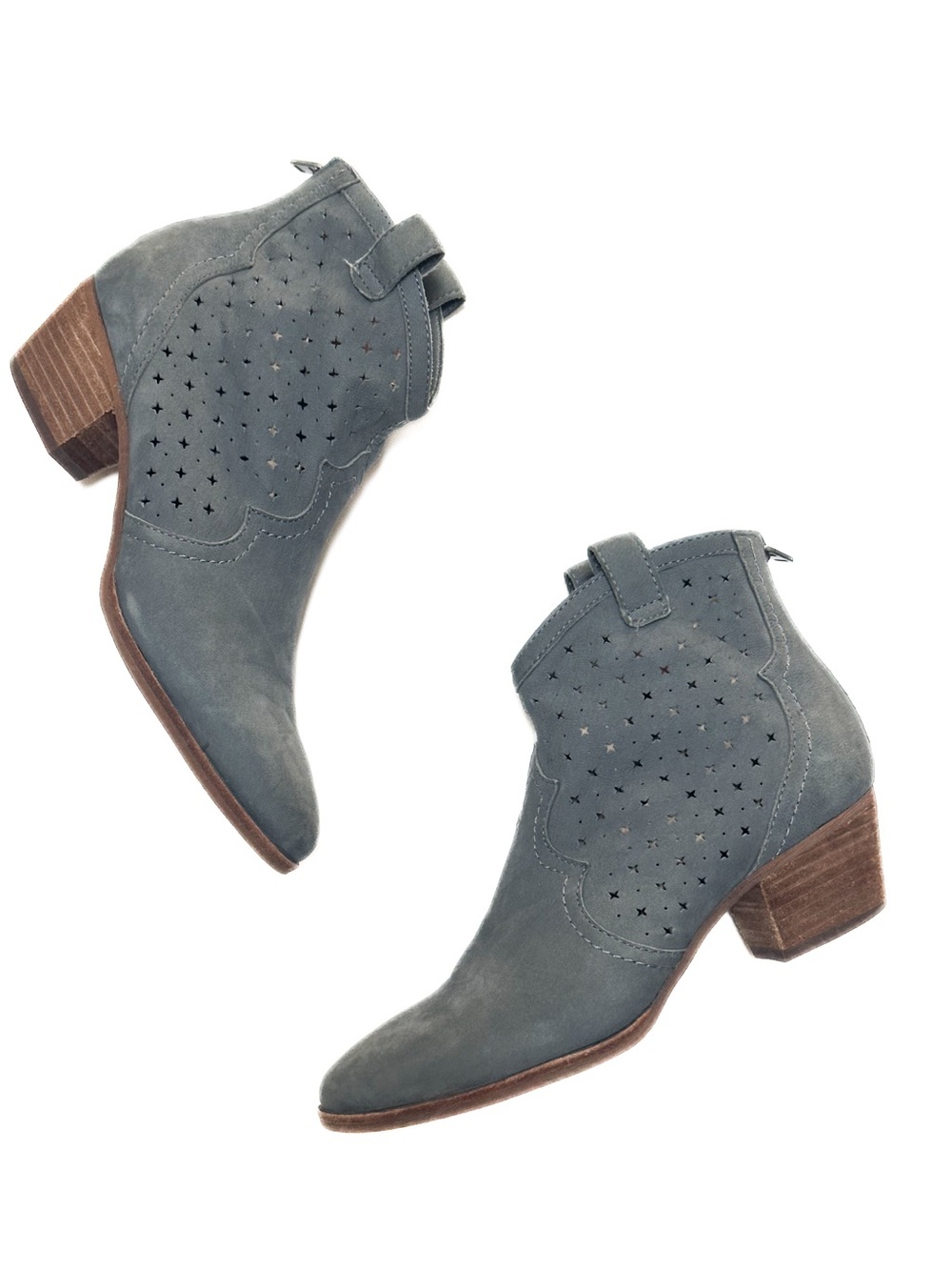 Sam Edelman Reynolds Western Ankle Boots in Putty Suede Grey Laser Cut Booties